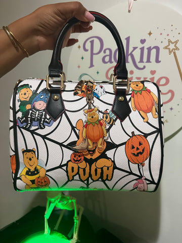 🍯 Spooky Hundred Acre Dufflebag